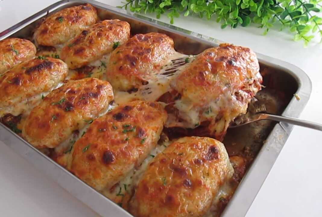 Μπιφτέκια με πουρέ Μπιφτέκια με πουρέ πατάτας