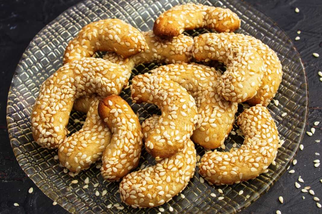 Σουσαμένια κουλουράκια