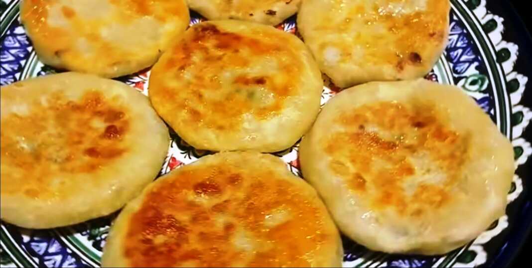 κιμαδοπιτάκια στο τηγάνι