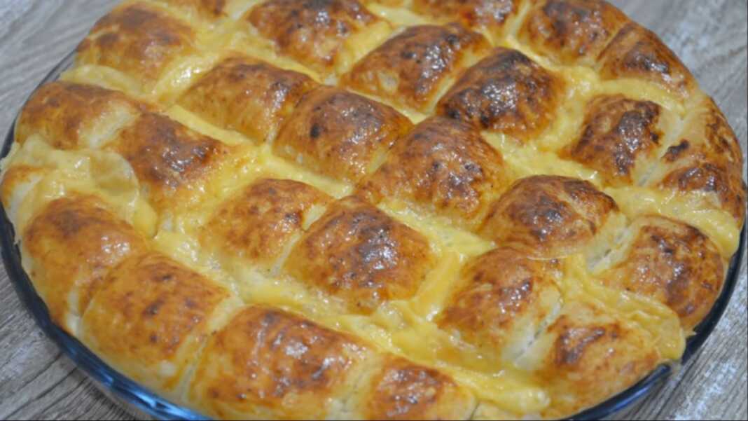 Το τελικό Αφράτο Κασερόψωμο με λιωμένο τυρί