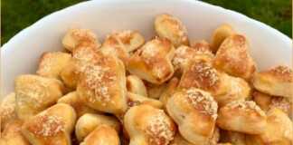 Κουλουράκια καρδιες