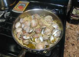 Λιγκουίνια με μύδια