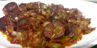 Λουκάνικο με πράσα