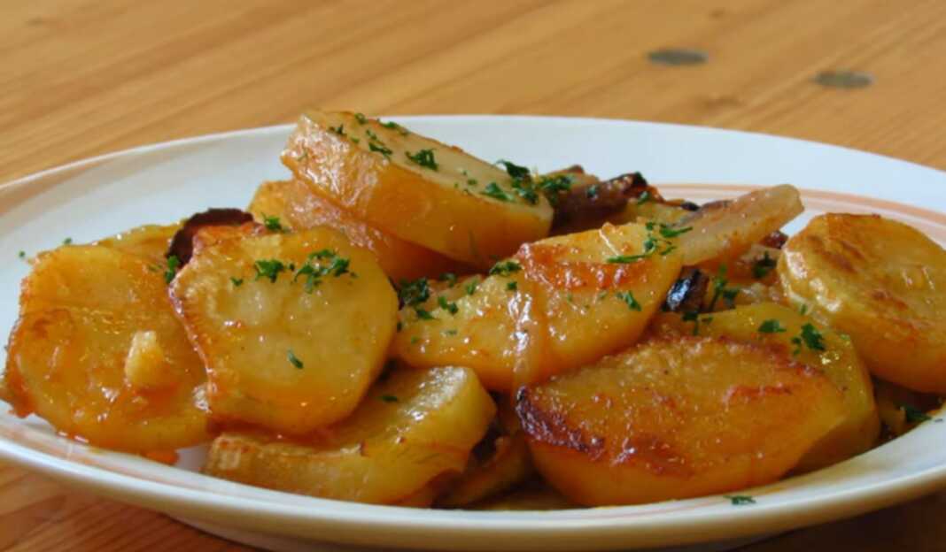 Πατάτες στο φούρνο με μπεικον