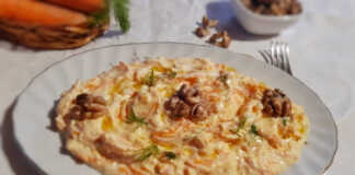 Σαλάτα με καρότα γιαούρτι καρύδια