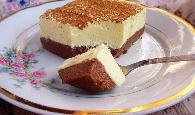 κέικ με σιμιγδάλι και κρέμα κέικ με σιμιγδάλι και κρέμα