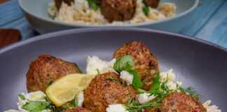 κεφτεδάκια με ρυζι σε σαλσα γιαουρτιου