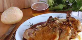 χοιρινες μπριζόλες μπυρας