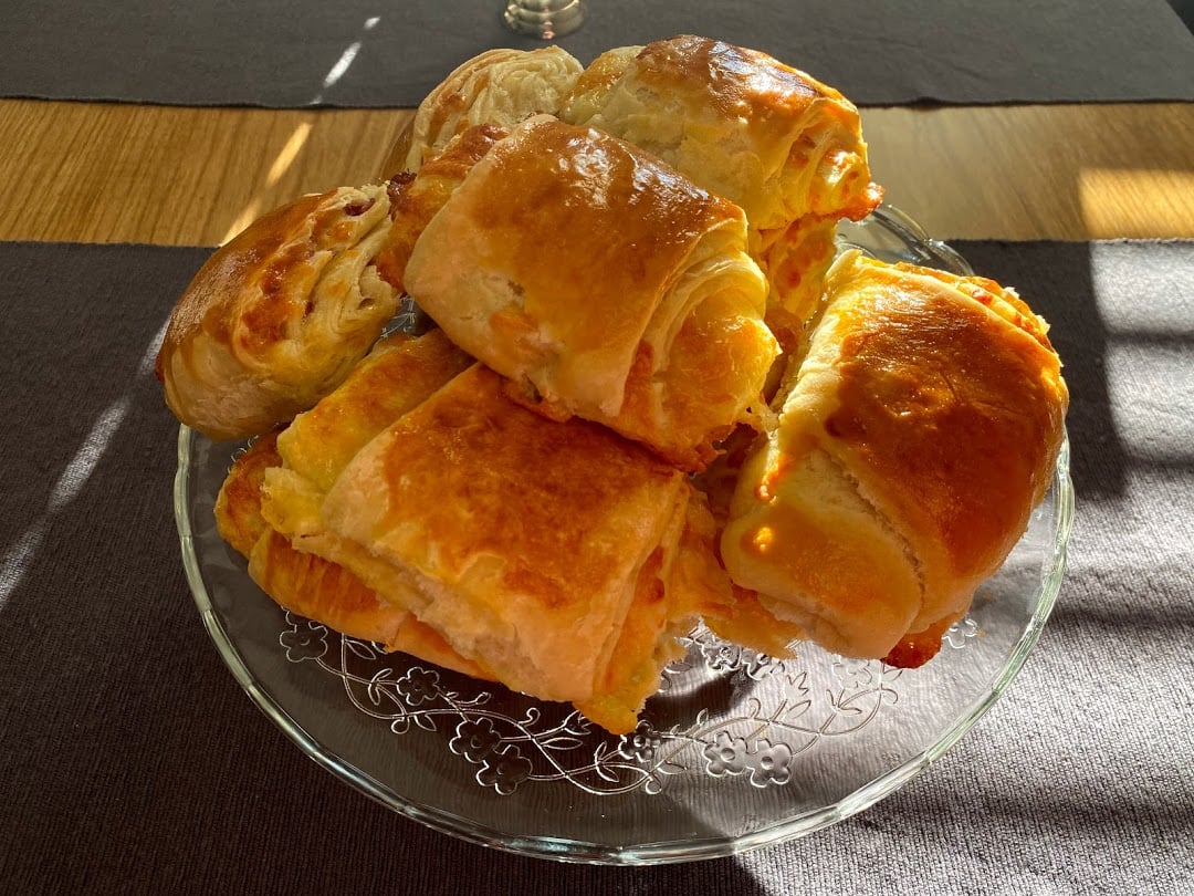 Zamponotiropitakia Ζαμπονοτυροπιτάκια