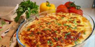 Kοτόπουλο με πατάτες και σάλτσα μπεσαμέλ