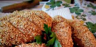 Κουλουράκια γεμιστά με κίτρινο τυρί