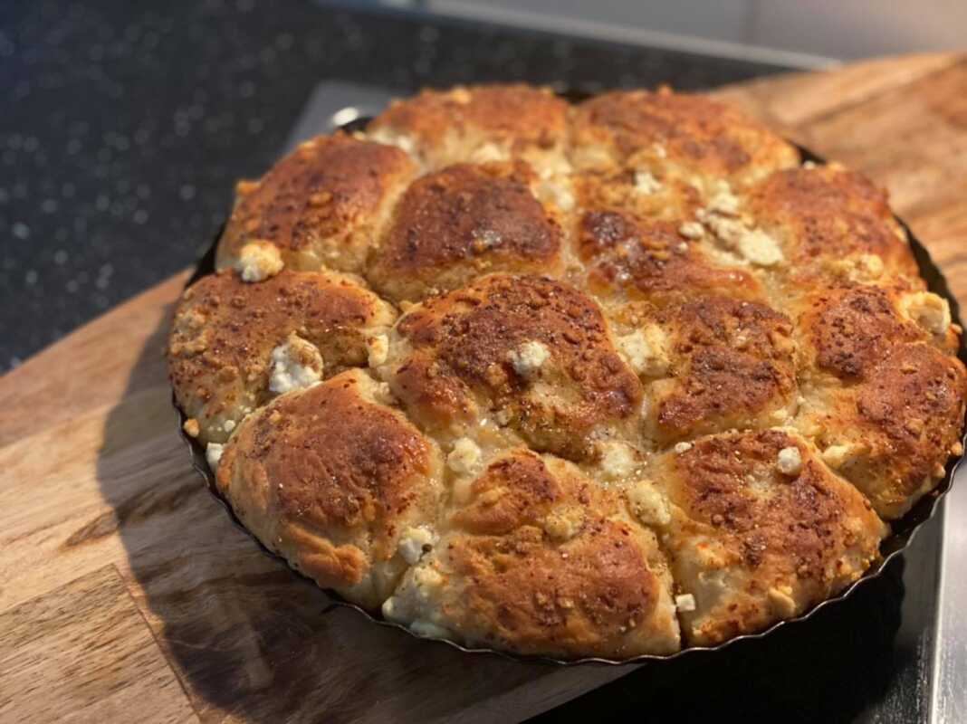 tiropsoma Τυρόψωμο