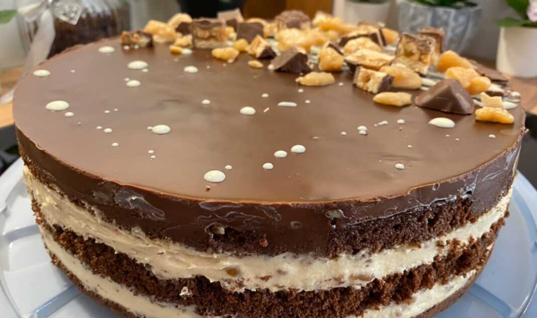 Snickers00 κέικ SNICKERS