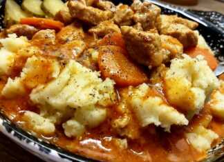 Κοκκινιστό Χοιρινό με πουρέ πατάτας