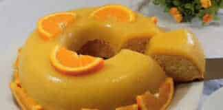 Κεικ πορτοκαλιού με γλάσο πορτοκαλιου