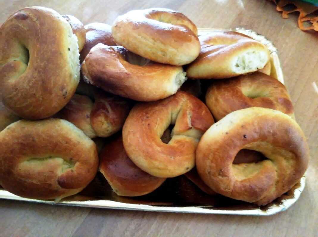 koulourakia Κουλουράκια με γλυκάνισο