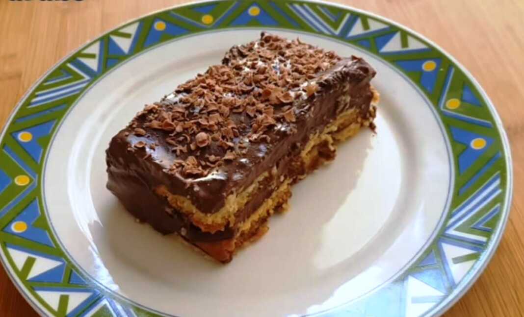 γλυκό σοκολάτας ψυγείου