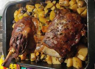 Αρνί στο φούρνο με πατάτες και λαχανικά