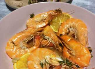 Γαρίδες με λευκό κρασί, και σκόρδο