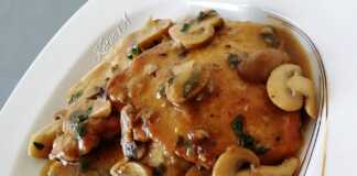 Ζουμερά σκαλοπίνια χοιρινά με πλούσια σάλτσα μανιταριών, σ