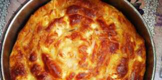 Πίτα με αυγά, βούτυρο και τυρί