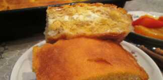 Τυρόπιτα με φύλλα κρούστας