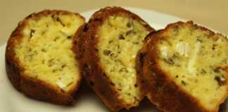 Αλμυρό κέικ - (με τυρί και βότανα) (με φέτα και μοτσαρέλα)