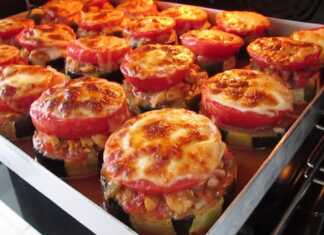 Κολοκυθάκια ή μελιτζάνες με κοτόπουλο στο φούρνο