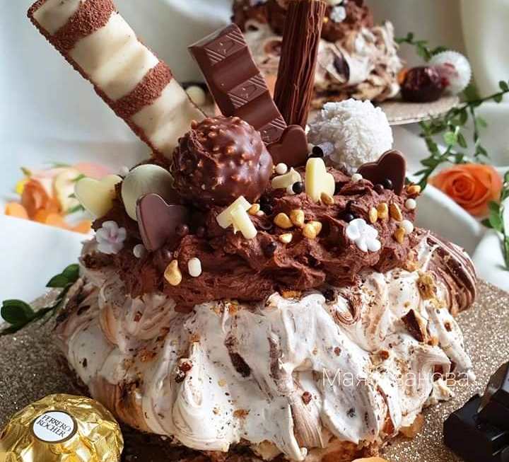 pavlova Σοκολάτα Κέικ "PAVLOVA"