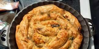 Πίτα σπανάκι με φέτα και ανθότυρο Πίτα σπανάκι με φέτα και ανθότυρο