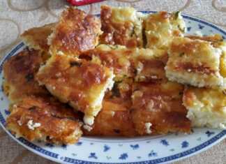 Λαχταριστή, τυρόπιτα με αφράτη πεντανόστιμη γέμιση και τραγανό φύλλο κρούστας.