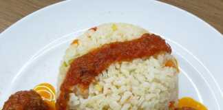 σουτζουκάκια με ρύζι