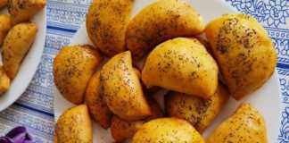 Υπέροχα τυροπιτάκια Κουρού