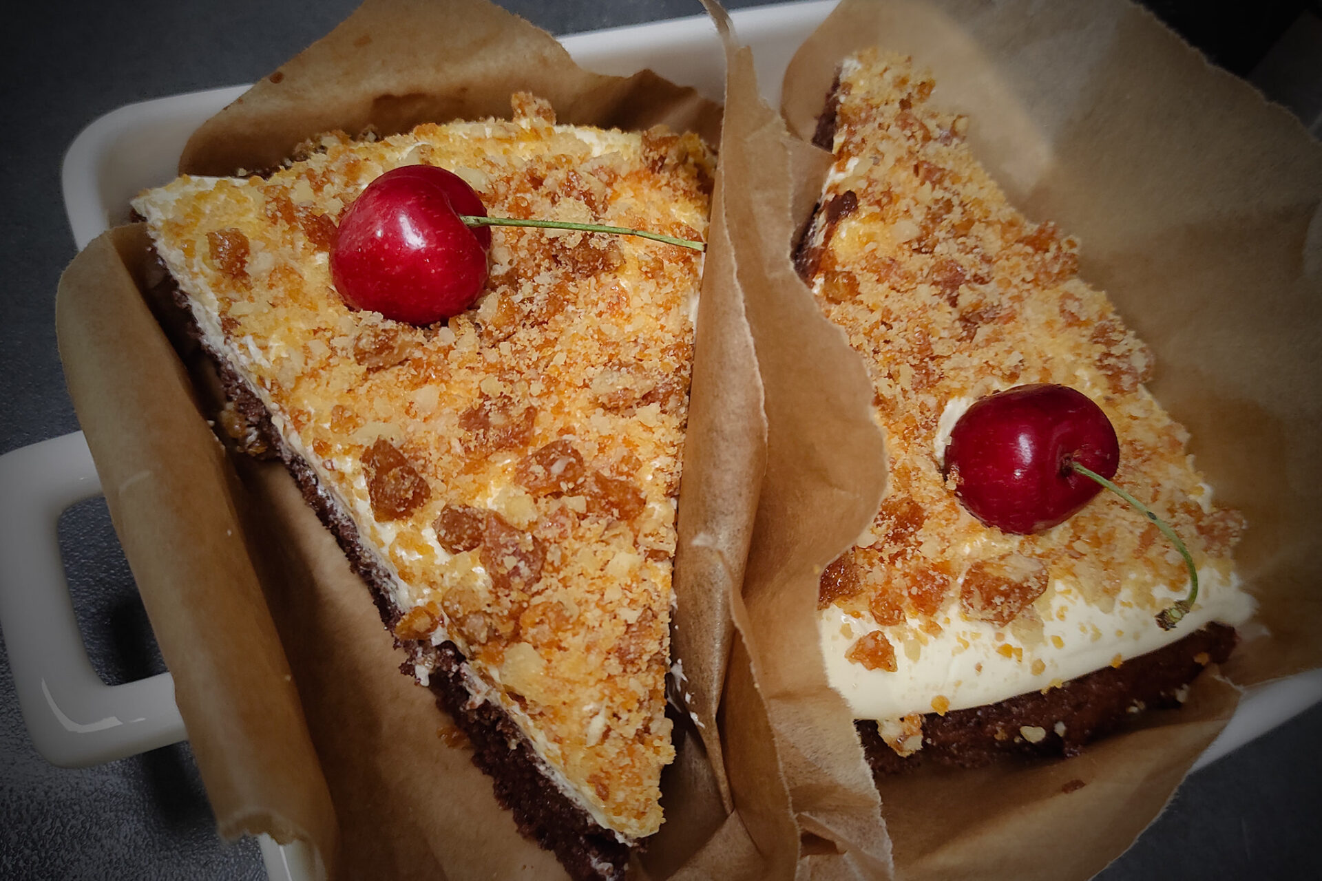 KeikNegro01 Κέικ Νεγρο με κρέμα και καραμέλα