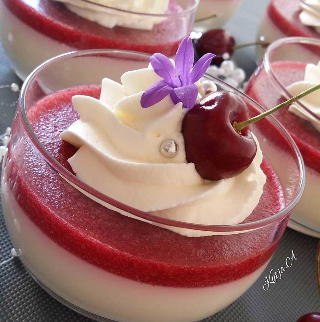 PanakotaKerasi Πανακότα με ζελέ κεράσι