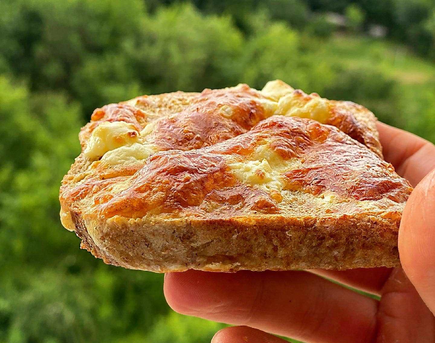 avgofetos1 Φέτες με τυρί και αυγά