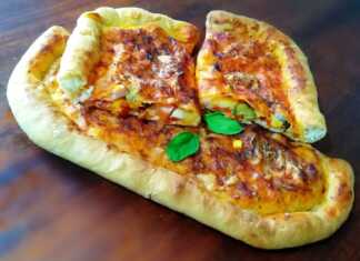Διπλωμένη Πίτσα "Calzone"