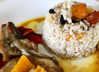 Χοιρινές Μπριζόλες σε σάλτσα εσπεριδοειδών και πιλάφι