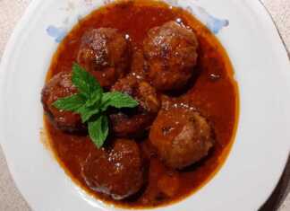 Κεφτεδάκια με σάλτσα στο τηγάνι