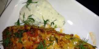 Γεμιστά κολοκυθάκια με κιμά και ρύζι….και τζατζίκι Γεμιστά κολοκυθάκια με κιμά και ρύζι