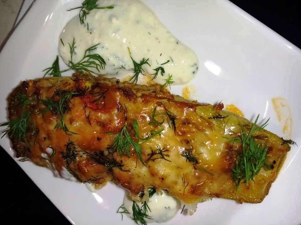 kolokithakiaFourno Γεμιστά κολοκυθάκια με κιμά και ρύζι