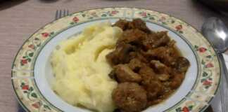 Τρία ήδη κρέατος με μανιτάρια σε πήλινο (παλιά συνταγή)