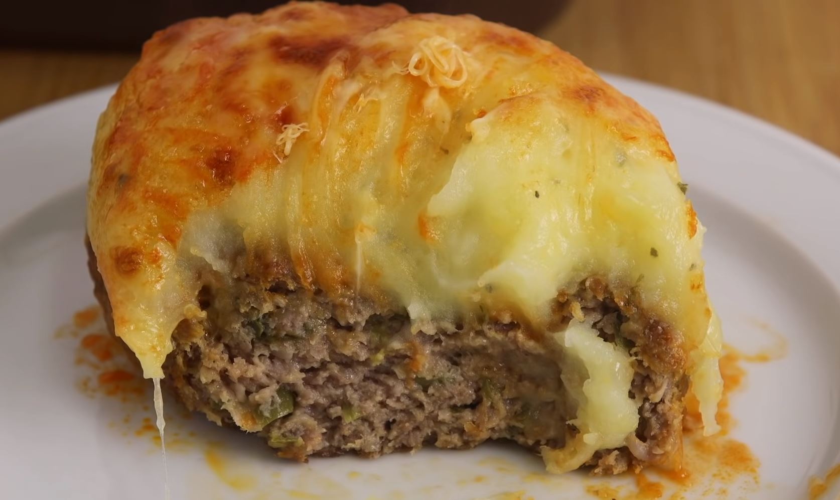 Μπιφτέκια με πουρές πατάτας