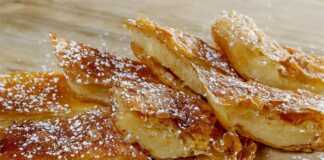 Μπουγάτσα με κρέμα σε φύλλο αέρος