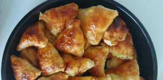 Τυροπιτάκια ζουμπουρλούδικα