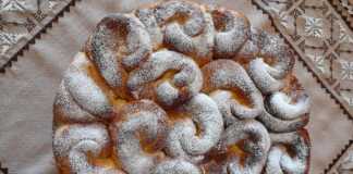 Κεκάκια με κρέμα βανίλιας (φωτό) Κεκάκια με κρέμα βανίλιας