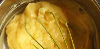 Κρέμα βανίλιας με μασκαρπόνε για κέικ Κρέμα βανίλιας με μασκαρπόνε για κέικ