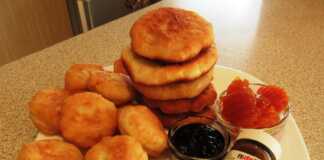 Τηγανίτες της γιαγιάς με γιαούρτι