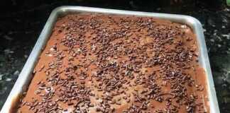 Υγρό Κέικ Σοκολάτας…γεμιστό με κρέμα μαυροδάφνης Υγρό Κέικ Σοκολάτας