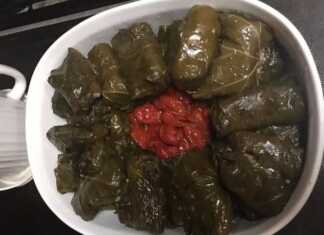 Ντολμαδάκια με κληματόφυλλα και κιμά αυγολέμονο